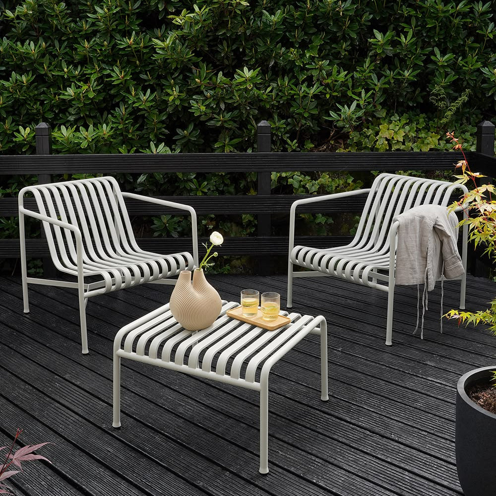 Spazio outdoor progettato da Cariolato Arredamenti