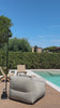 Video tour di villa ristrutturata ad Albarella con open space luminoso, cucina su misura, piscina e spazi outdoor